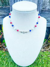 Load image into Gallery viewer, Triple Stars Necklace
